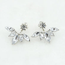 Load image into Gallery viewer, Pearls Pendient Stud Earrings For Women
