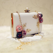 Load image into Gallery viewer, Leather Evening White Clutch Purse
