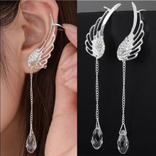 Load image into Gallery viewer, Silver Plated Crystal Earrings
