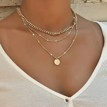 Load image into Gallery viewer, Vintage Necklace Gold Chain
